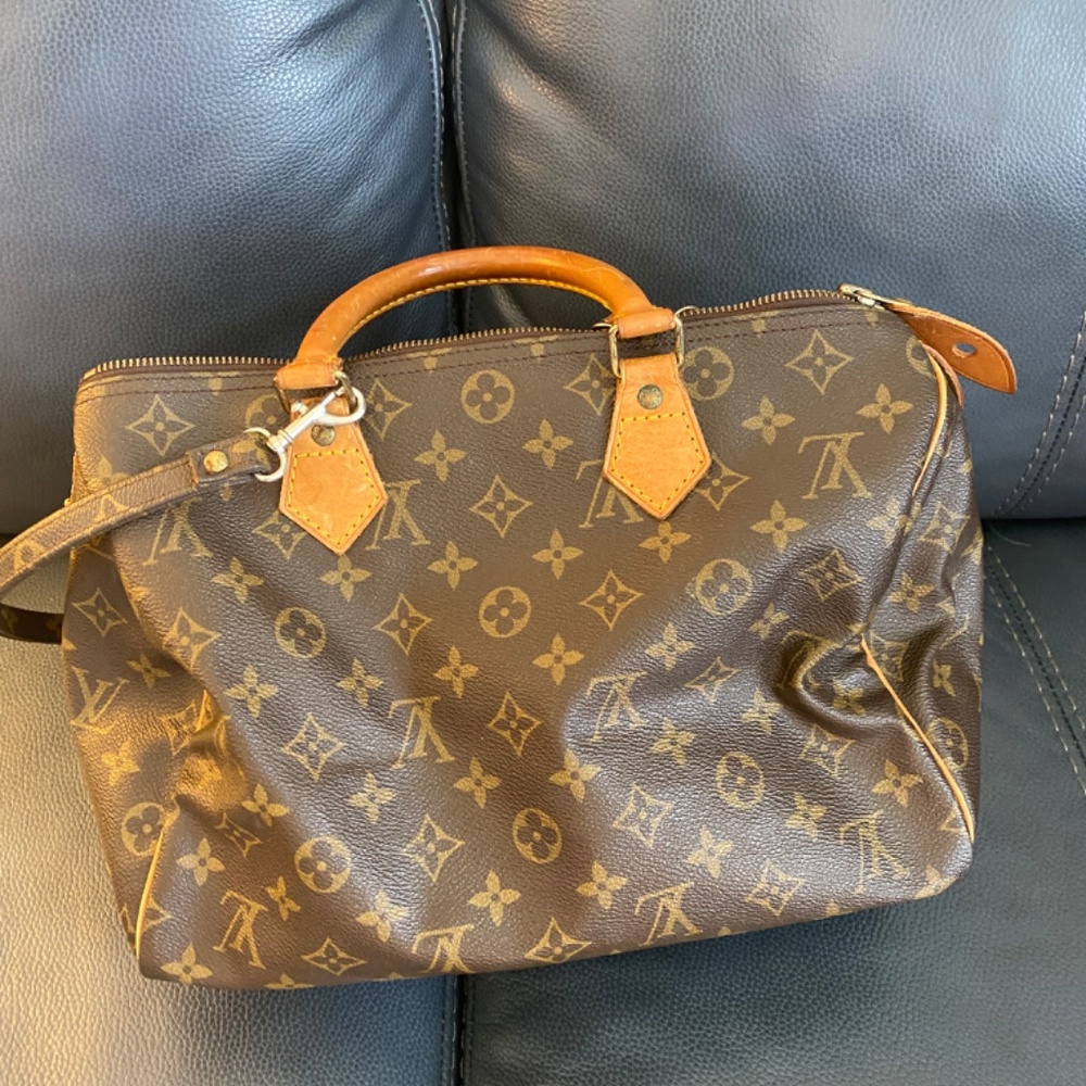 Louis Vuitton Speedy 30 Crossbody